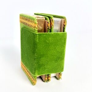 Vintage ARRCO Playing Cards 2 Sealed Decks Red & Blue Birds in Velvety Holder